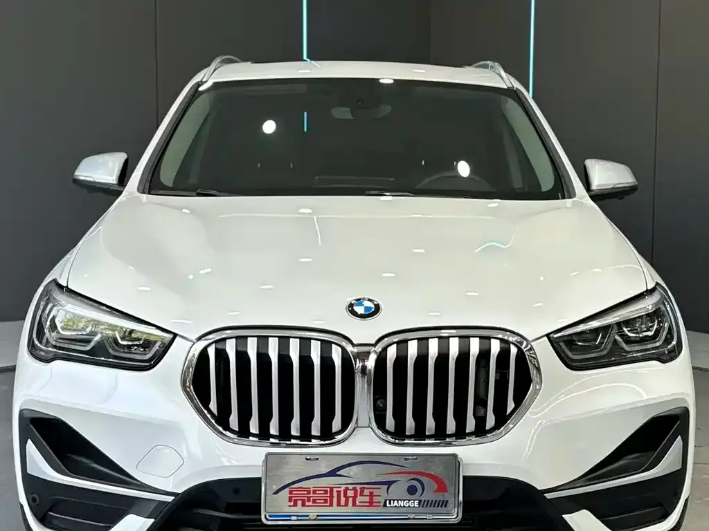 BMW X1 — фото 2