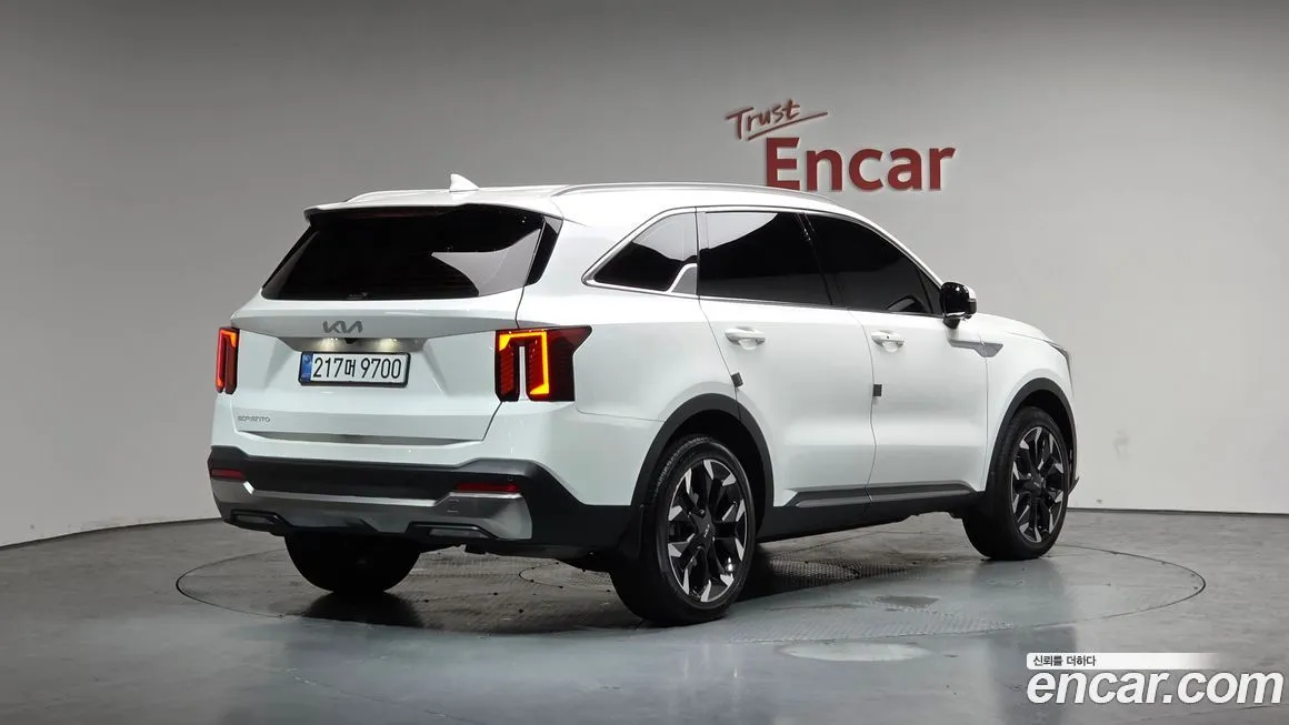 Kia Sorento — фото 3