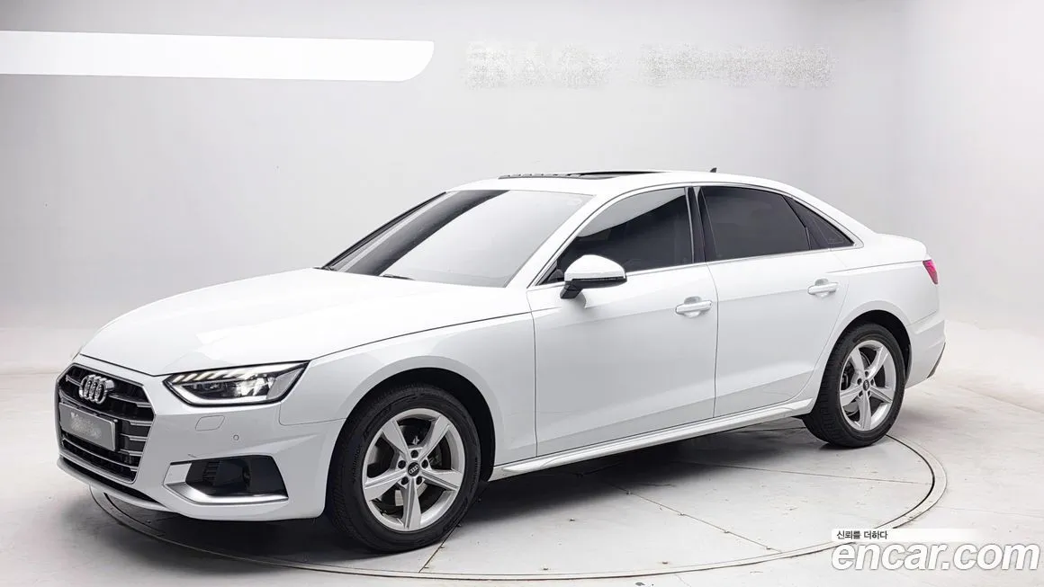 Audi A4 — фото 2