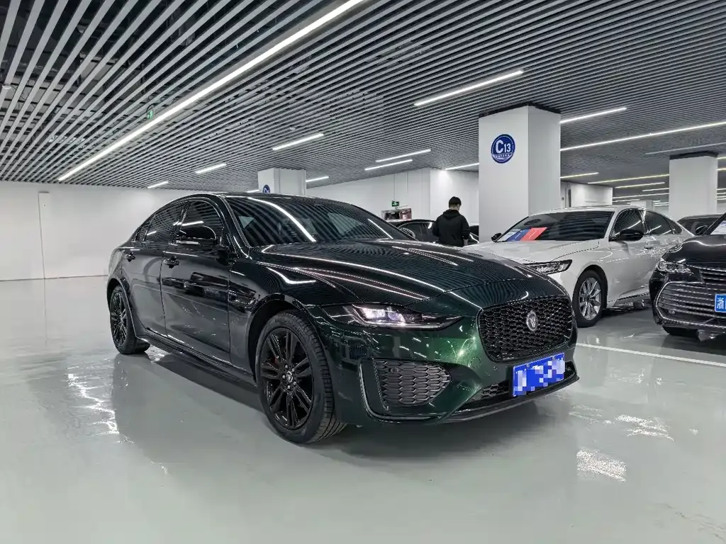 Jaguar XEL — фото 10