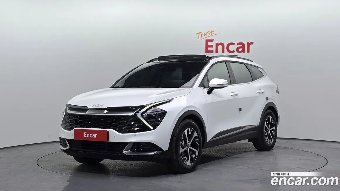 Kia Sportage — фото 1