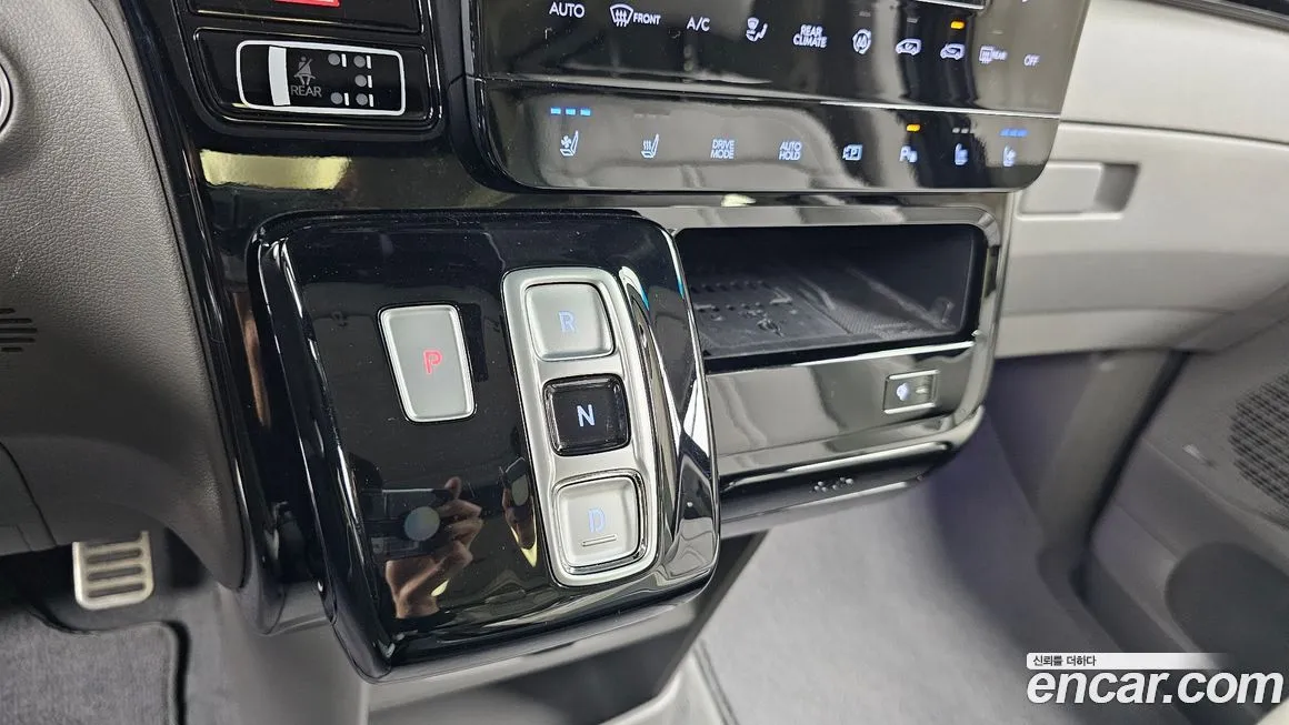 Hyundai Staria — фото 6