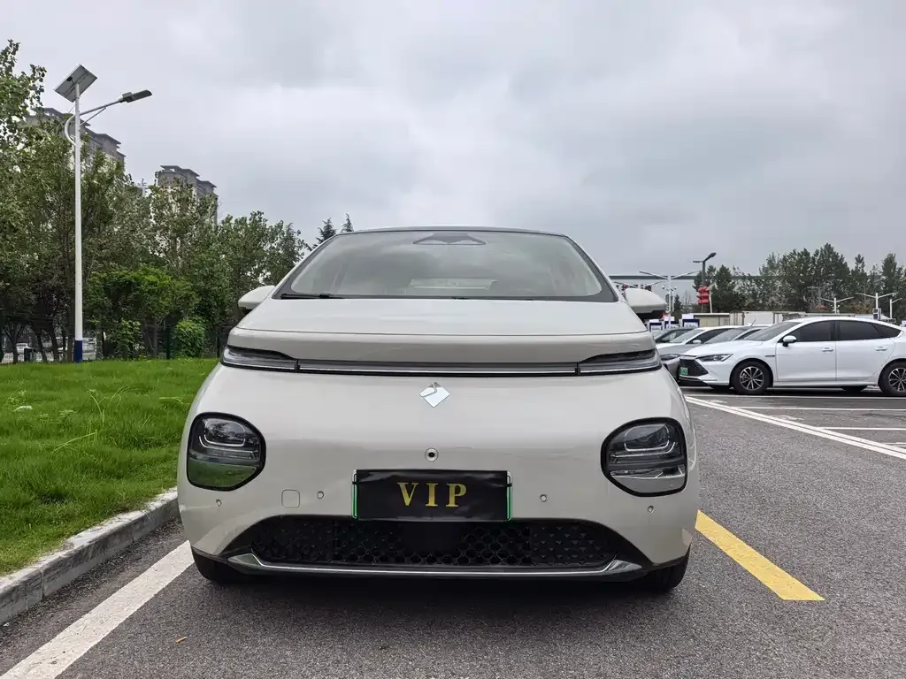 Baojun Yunduo — фото 2