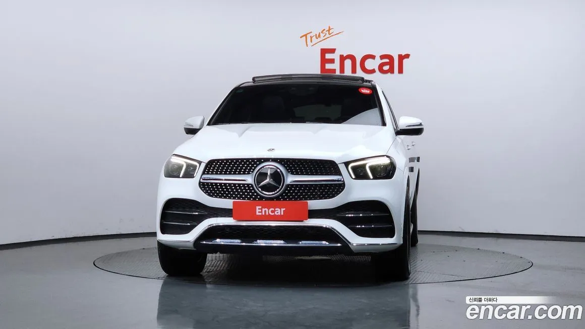 Mercedes-Benz GLE-Class — фото 7