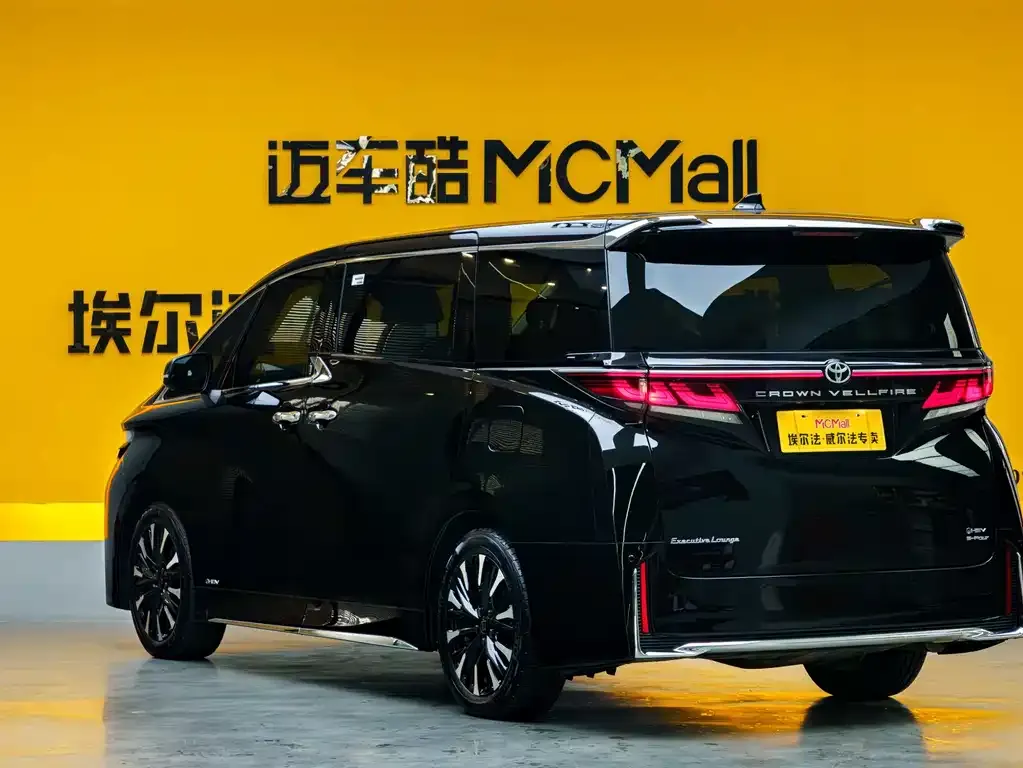 Toyota Vellfire — фото 6