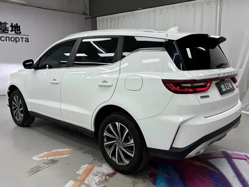 Geely Vision X6 — фото 5