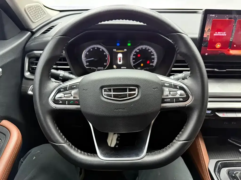 Geely Vision X6 — фото 10