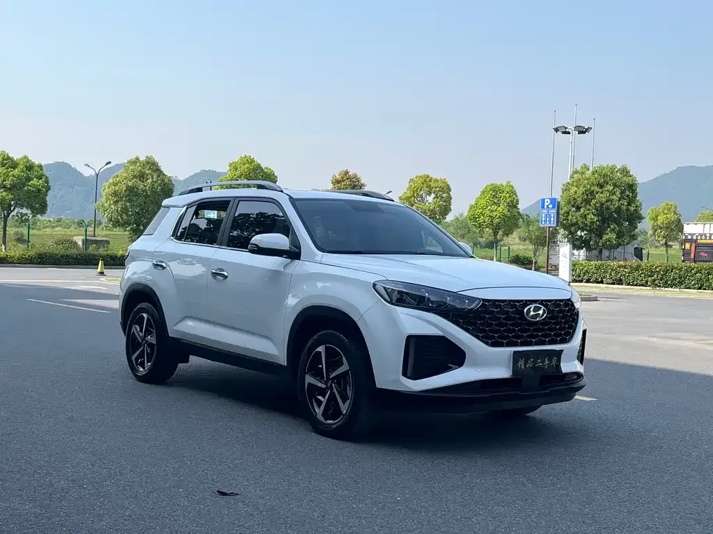 Hyundai ix35 — фото 1