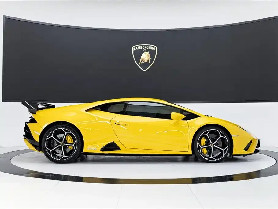 Lamborghini Huracan — фото 8