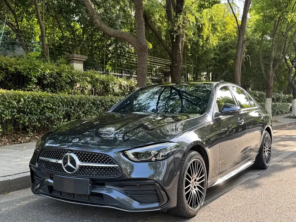 Mercedes-Benz C-Class — фото 1