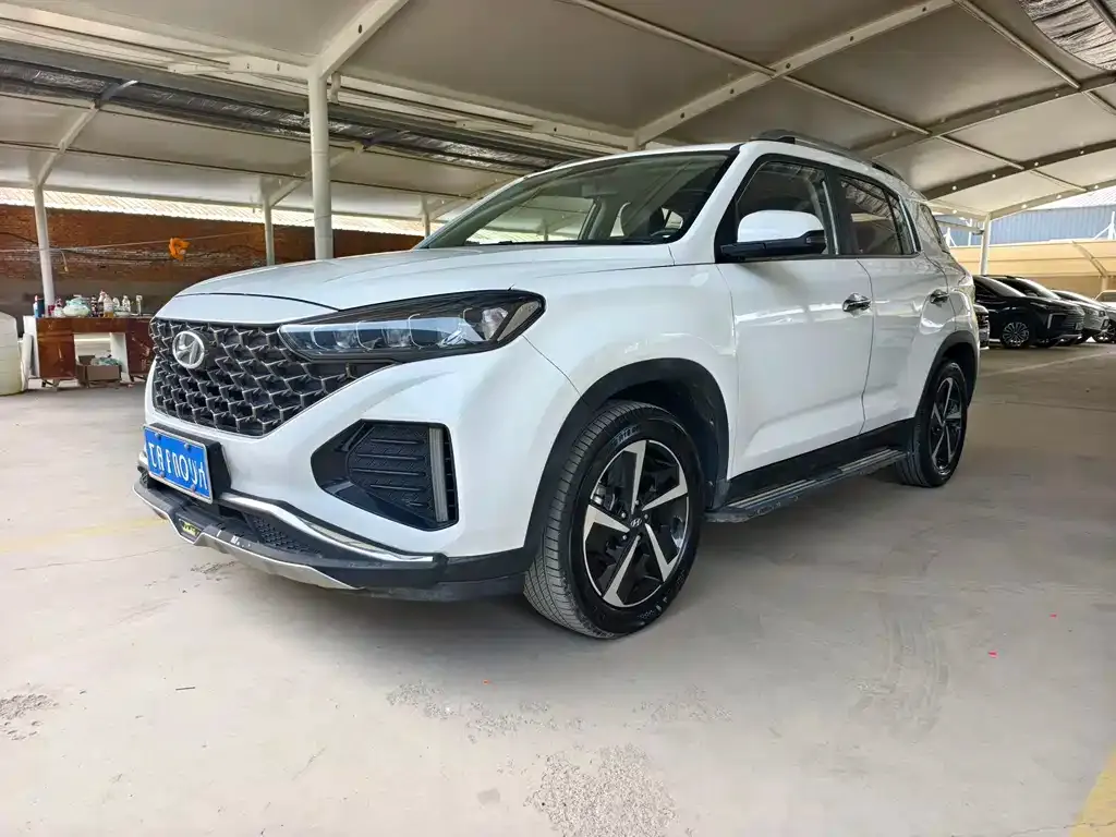Hyundai ix35 — фото 1