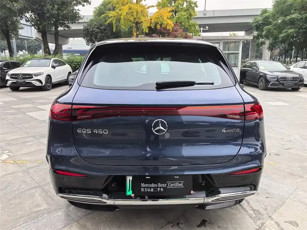 Mercedes-Benz EQS SUV — фото 9