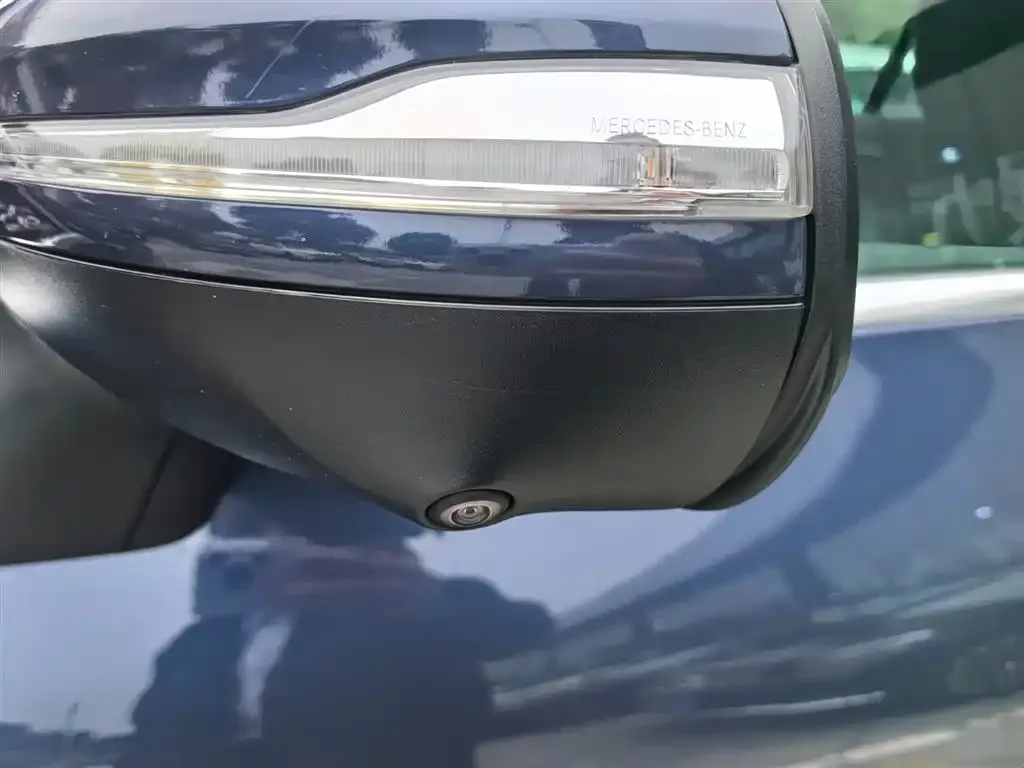 Mercedes-Benz EQS SUV — фото 2
