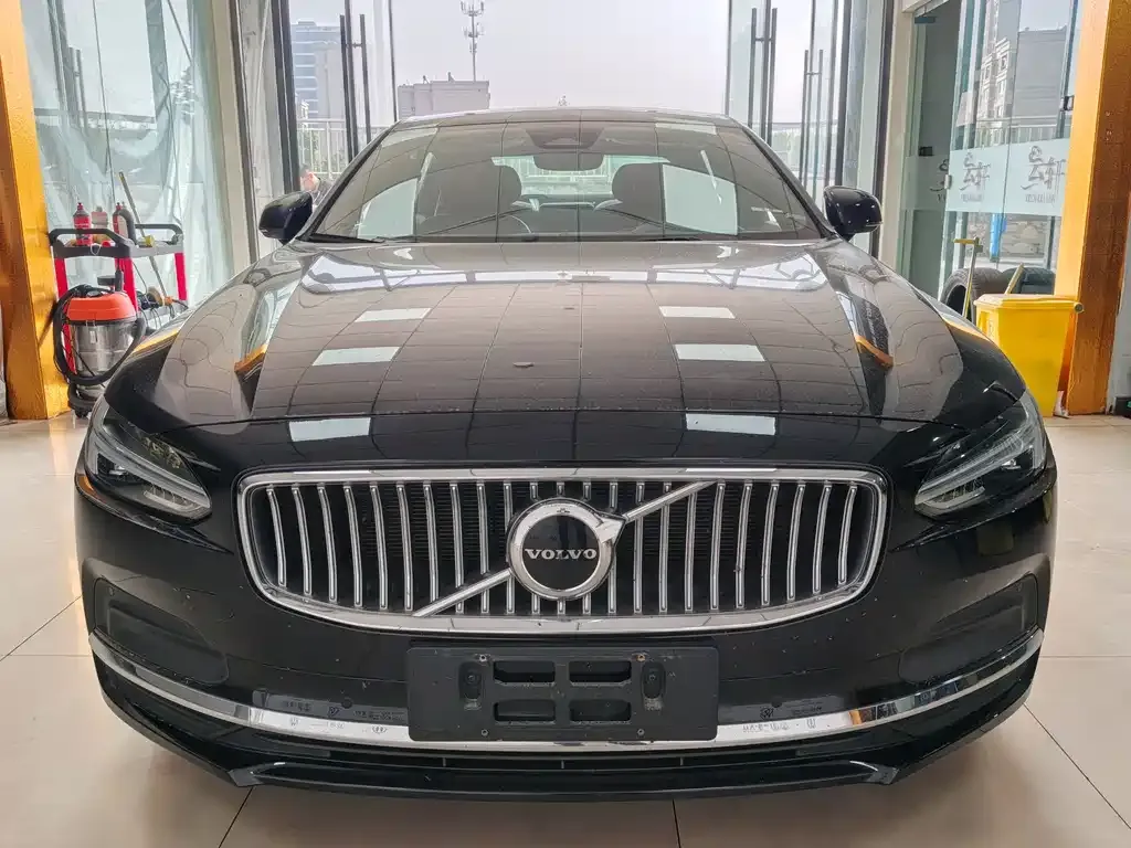 Volvo S90 — фото 6