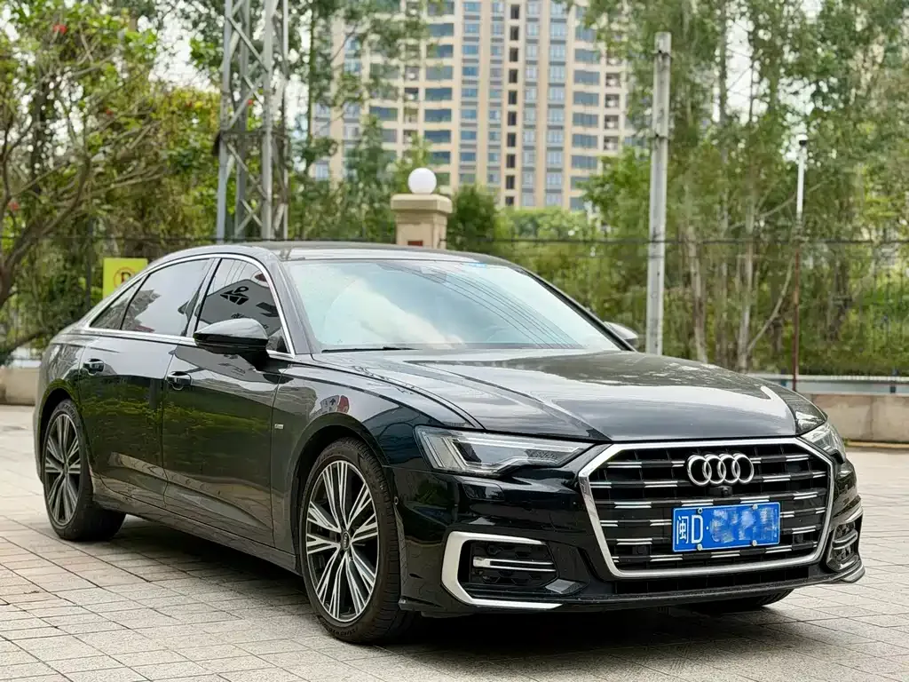 Audi A6L — фото 9
