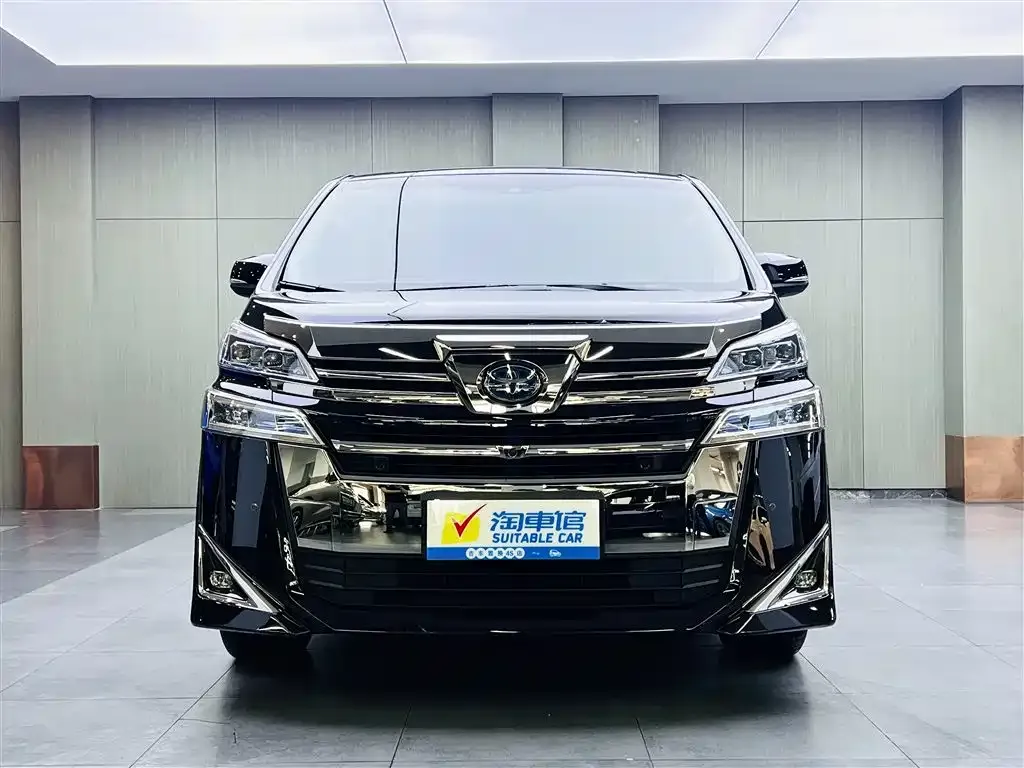 Toyota Vellfire — фото 4