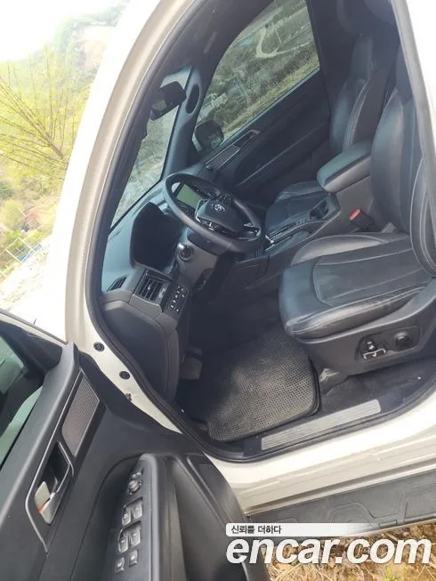 KG Mobility (Ssangyong) Rexton — фото 4