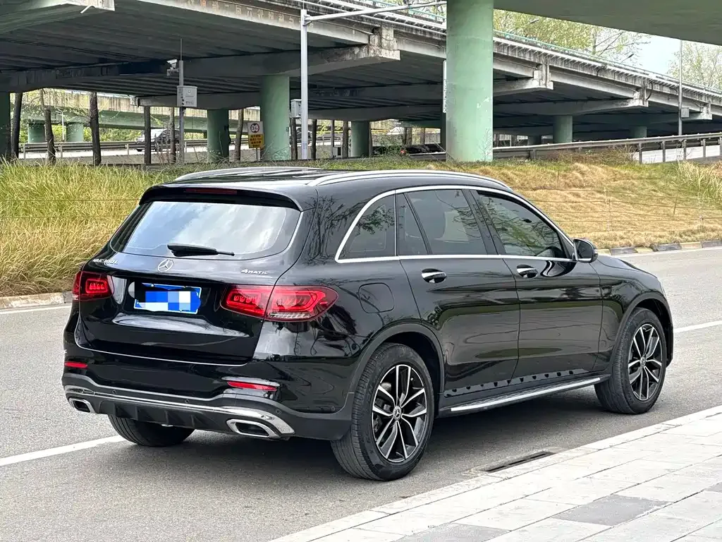 Mercedes-Benz GLC — фото 6