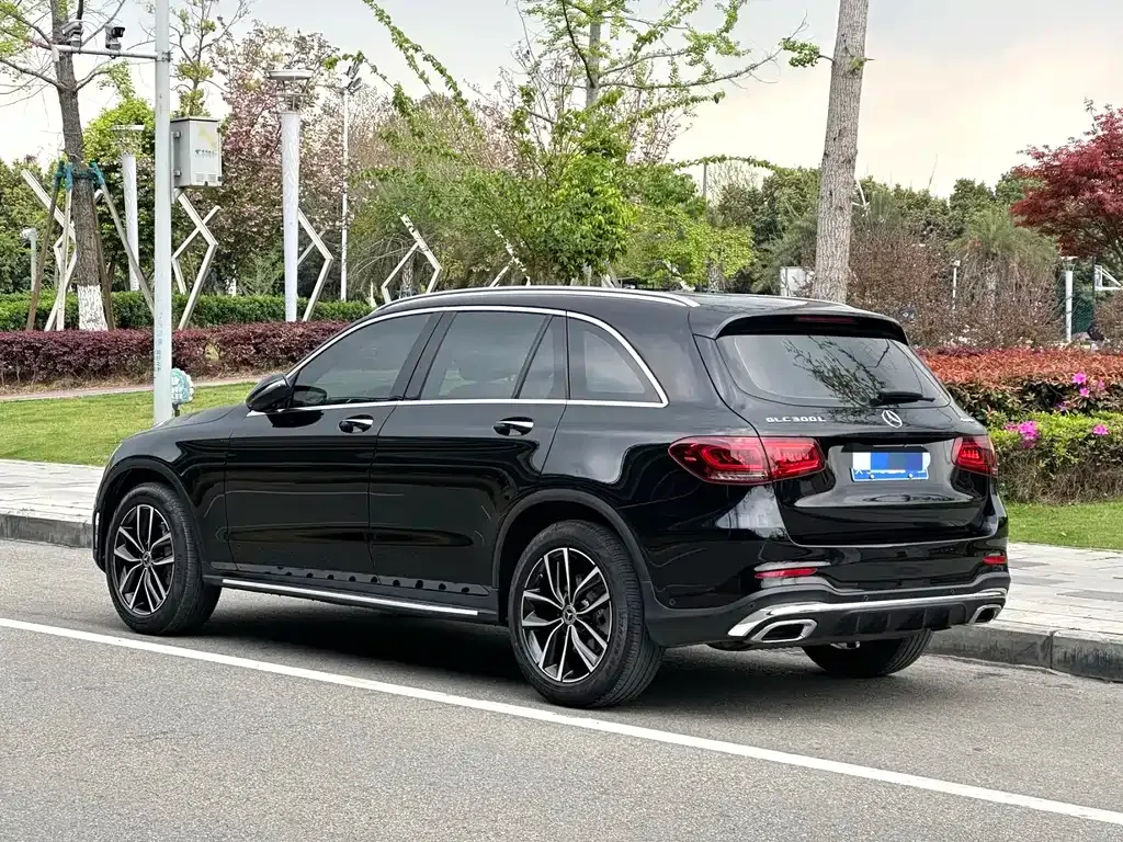 Mercedes-Benz GLC — фото 7
