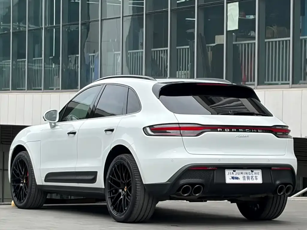 Porsche Macan — фото 5