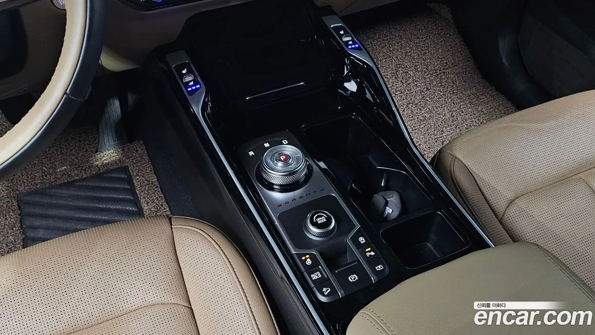 Kia Sorento — фото 10