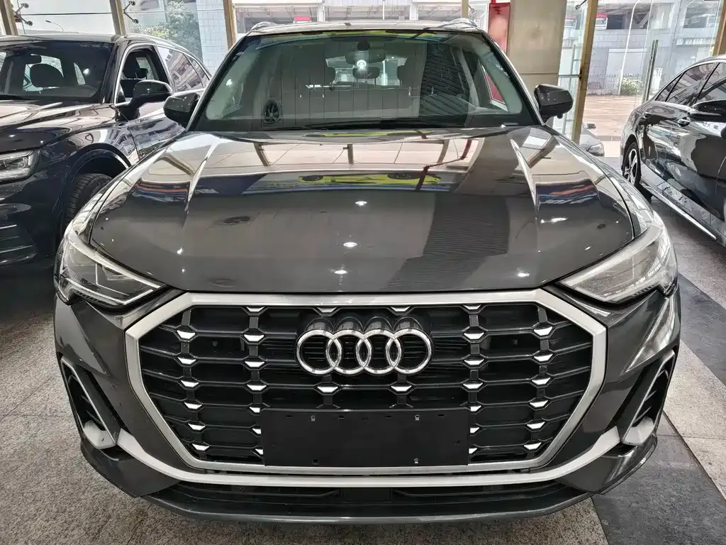 Audi Q3 — фото 2