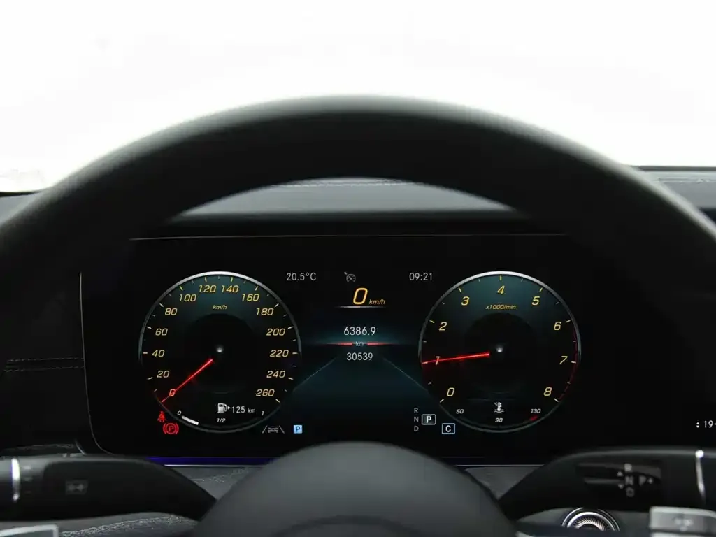 Mercedes-Benz CLS — фото 8