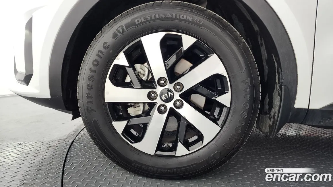 Kia Sorento — фото 3