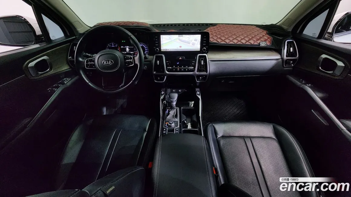Kia Sorento — фото 7