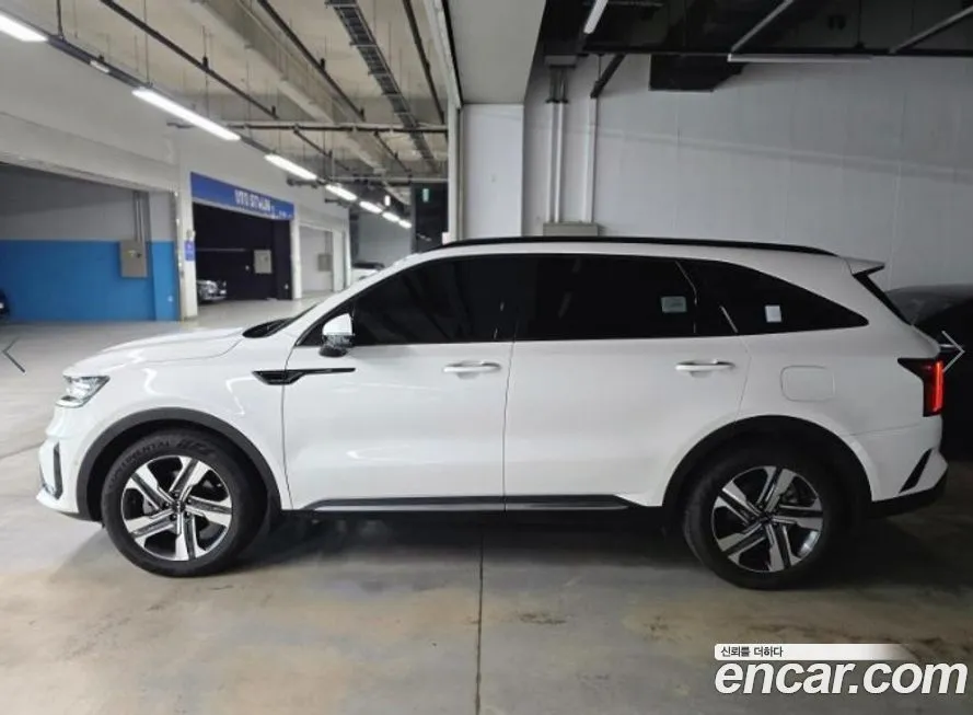 Kia Sorento — фото 8