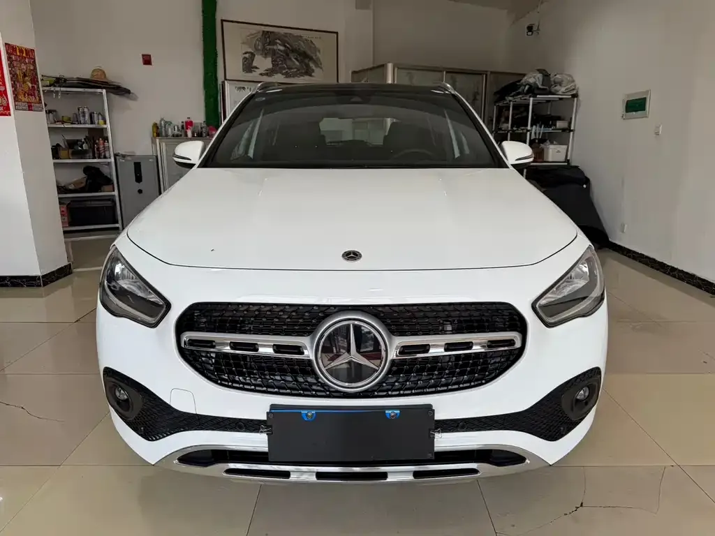 Mercedes-Benz GLA — фото 8