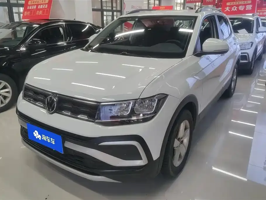 Volkswagen T-Cross — фото 1