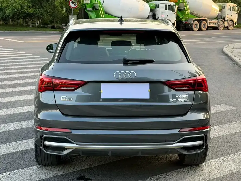 Audi Q3 — фото 7