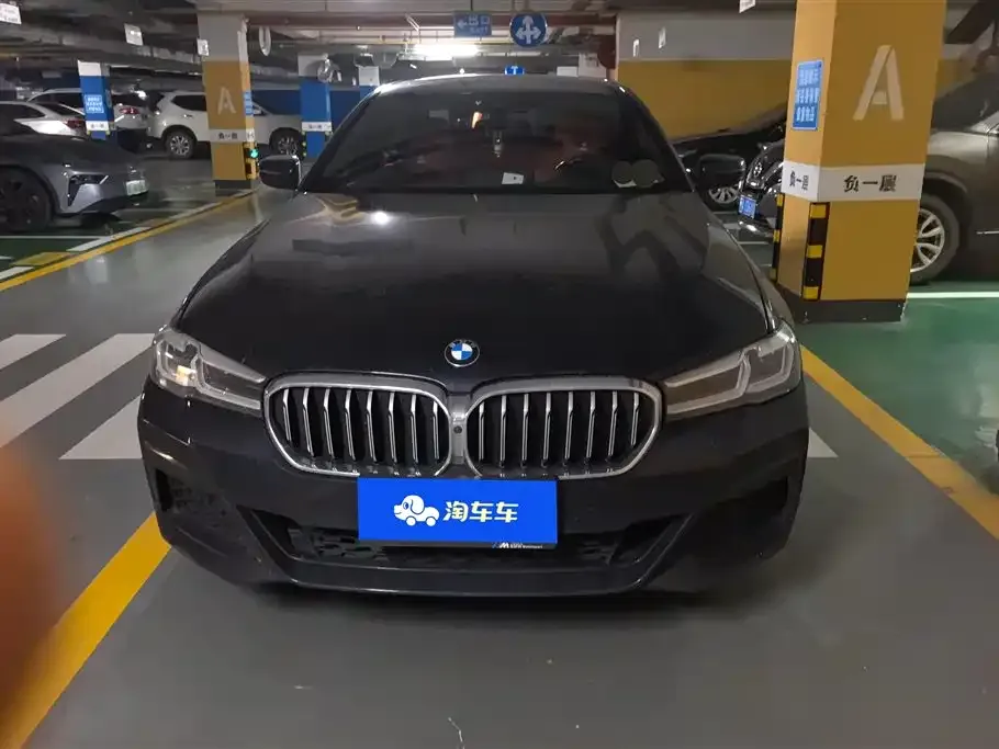 BMW 5 Series — фото 10