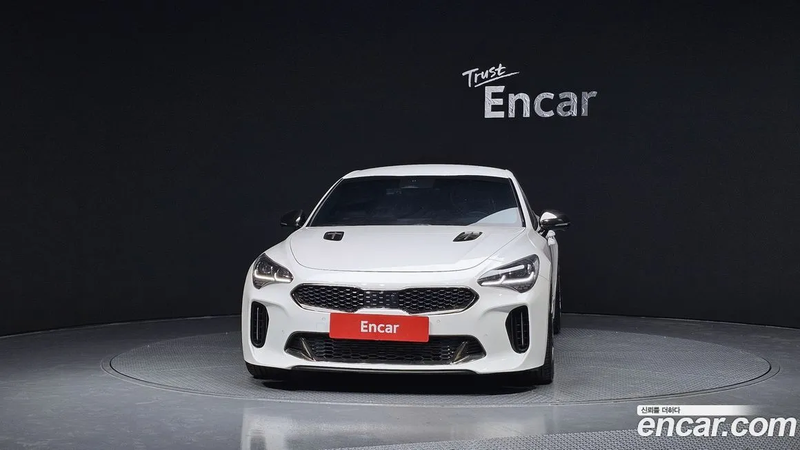 Kia Stinger — фото 10