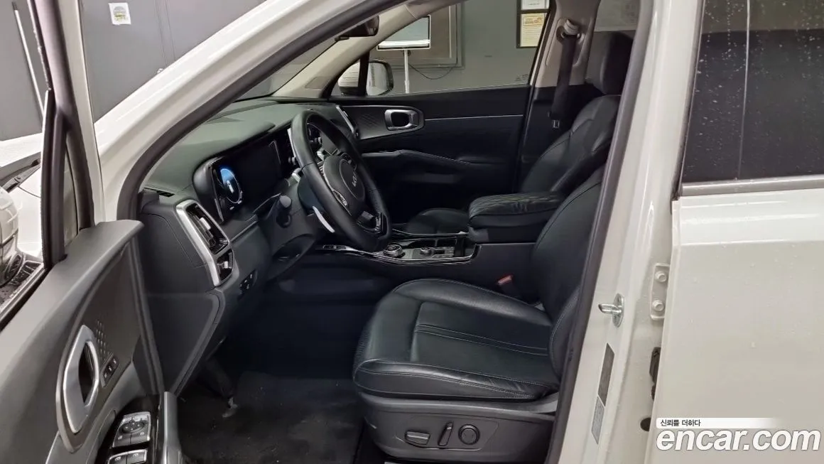 Kia Sorento — фото 7