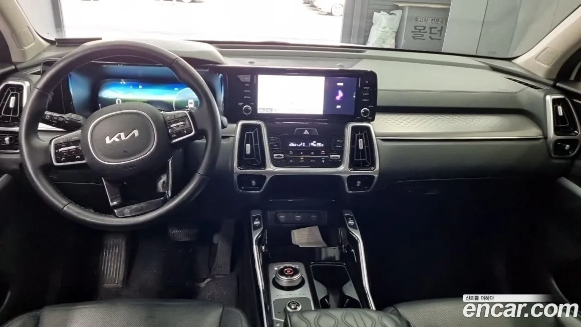 Kia Sorento — фото 3