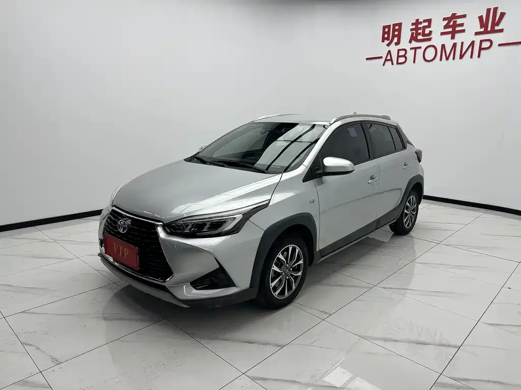 Toyota Yaris L — фото 9