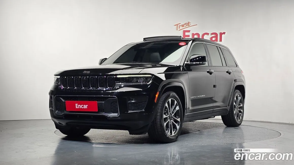 Jeep Cherokee — фото 1