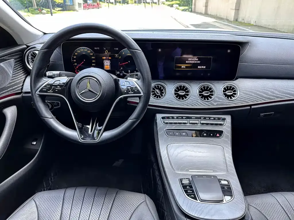 Mercedes-Benz CLS — фото 3