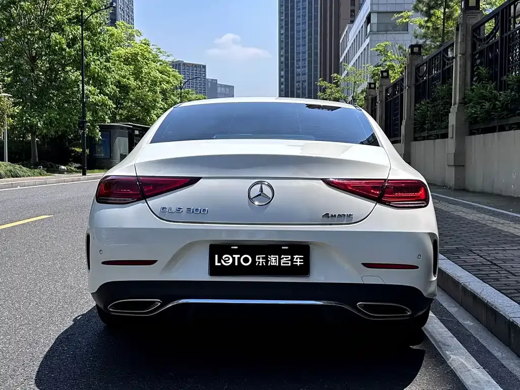 Mercedes-Benz CLS — фото 7