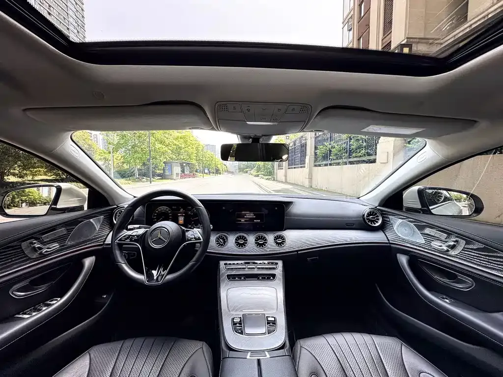 Mercedes-Benz CLS — фото 5
