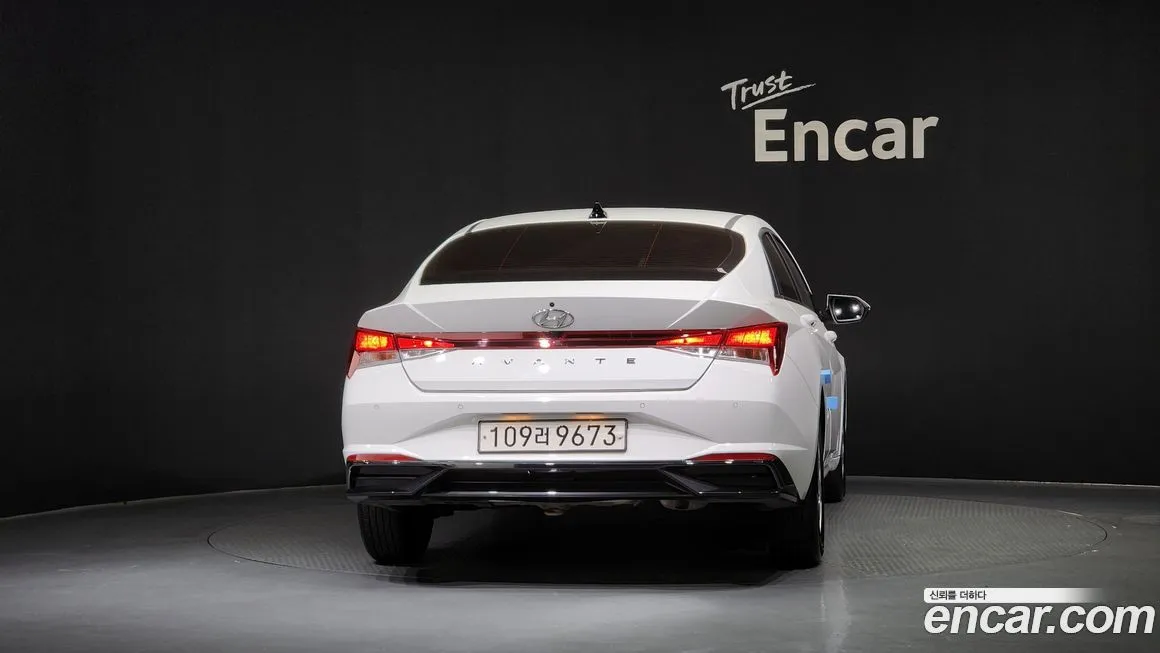 Hyundai AVANTE — фото 3