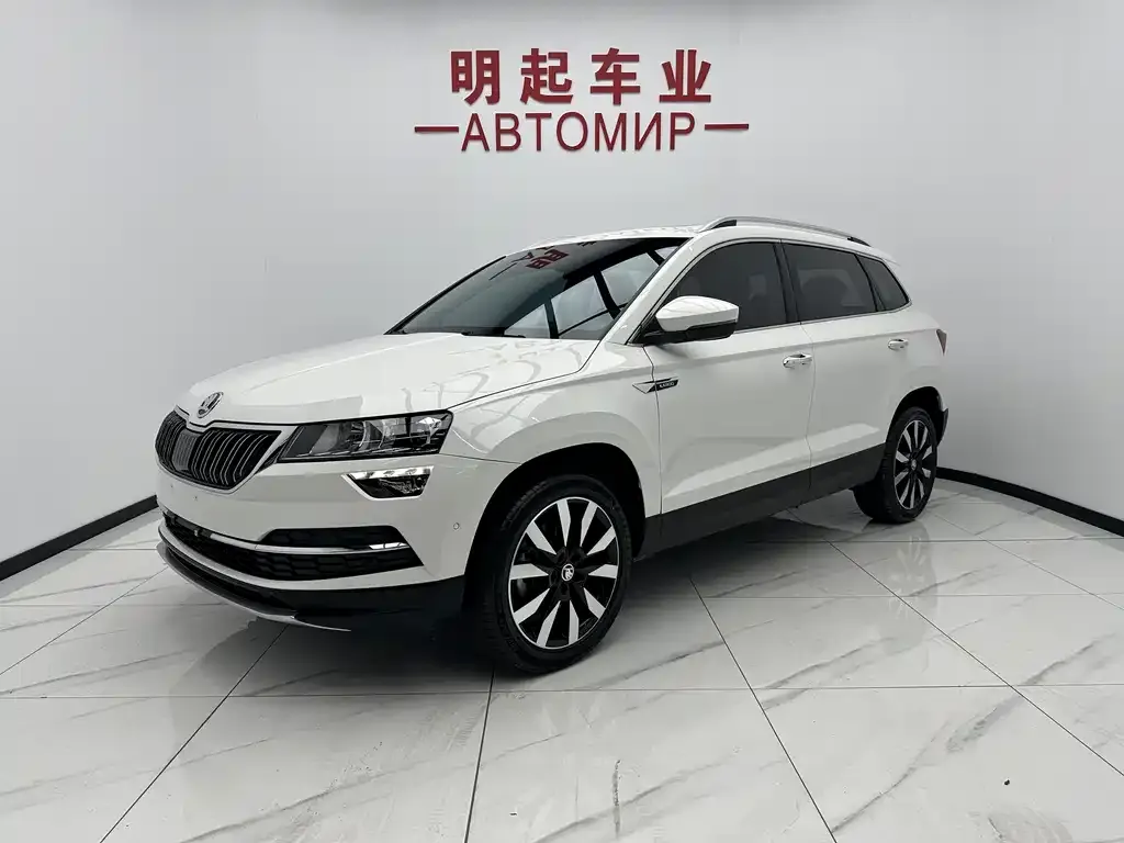 Skoda Karoq — фото 1