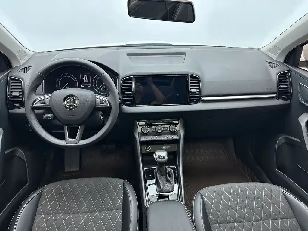 Skoda Karoq — фото 6