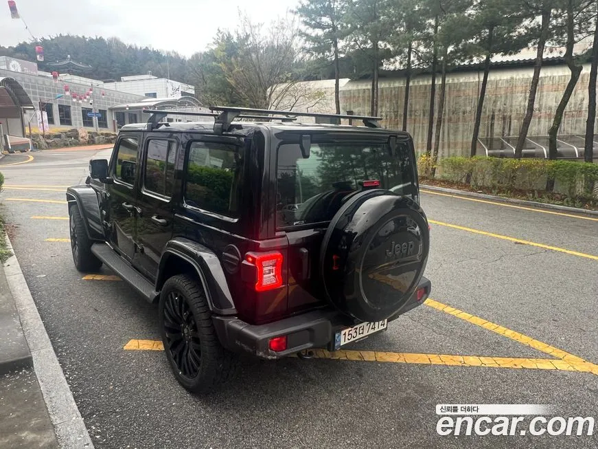 Jeep Wrangler — фото 8