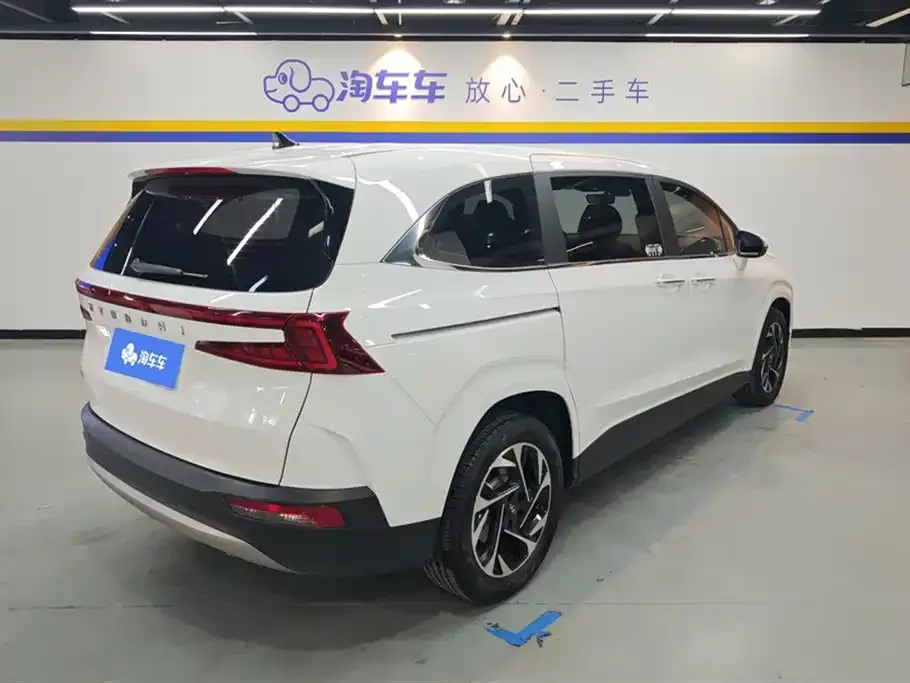 Hyundai Custo — фото 2