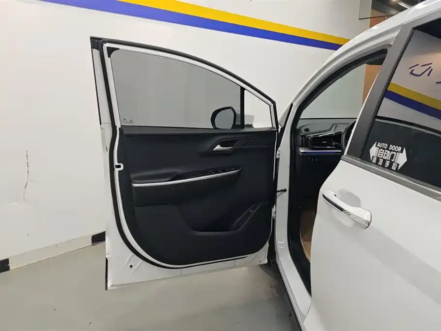 Hyundai Custo — фото 8