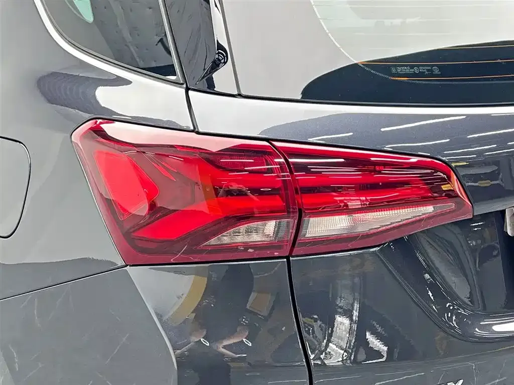 Chevrolet Equinox — фото 10