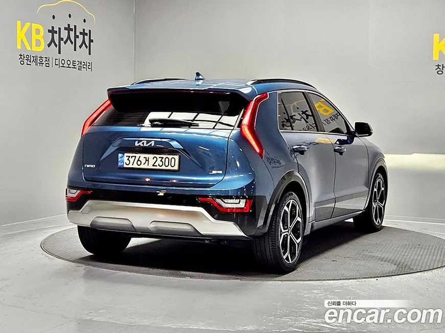 Kia Niro — фото 2